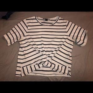 Forever 21 short sleeve top